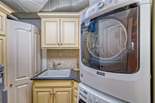 10 E Burlington St, Riverside, IL 60546 - Photo 29