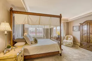 10 E Burlington St, Riverside, IL 60546 - Photo 23