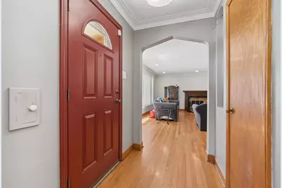 2928 W 92nd Street, Evergreen Park, IL 60805 - Photo 5