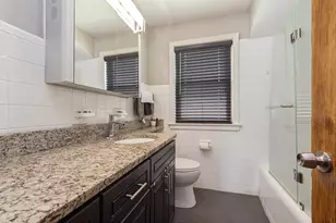 2928 W 92nd St, Evergreen Park, IL 60805 - Photo 19
