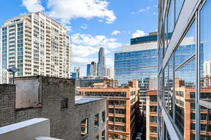 630 N Franklin St, Chicago, IL 60654 - Photo 27