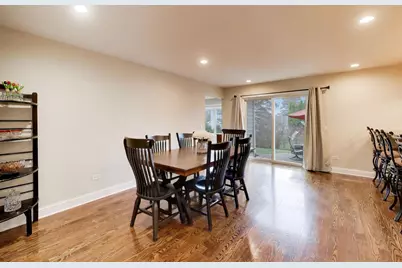 1604 Pleasant Court, Libertyville, IL 60048 - Photo 11