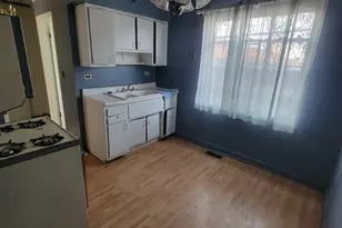 2554 Rose St, Franklin Park, IL 60131 - Photo 3