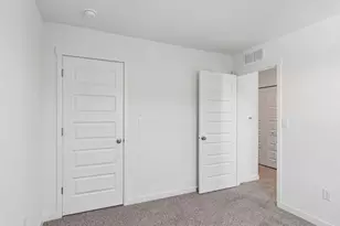 535 Yosemite Wy, Mundelein, IL 60060 - Photo 25