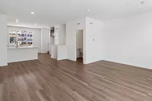 535 Yosemite Wy, Mundelein, IL 60060 - Photo 9