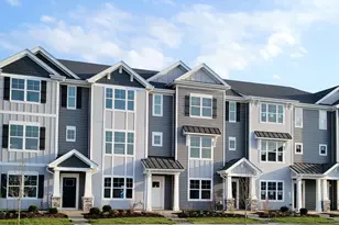 535 Yosemite Wy, Mundelein, IL 60060 - Photo 1