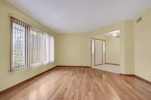 17857 Columbus Ct, Orland Park, IL 60467 - Photo 3