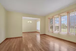 17857 Columbus Ct, Orland Park, IL 60467 - Photo 5