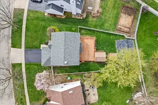 464 Topaz Ln, Bartlett, IL 60103 - Photo 29