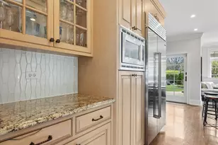 [Address not provided], Hinsdale, IL 60521 - Photo 19