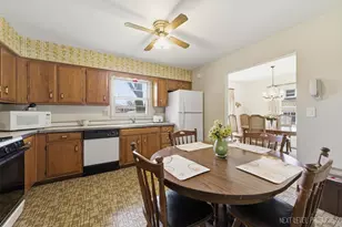 1575 Lin Lor Ln, Elgin, IL 60123 - Photo 13