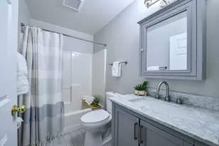 350 Normandie Dr, Sugar Grove, IL 60554 - Photo 15