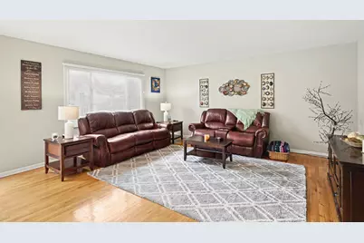 1952 Glenrock Lane, Glendale Heights, IL 60139 - Photo 5