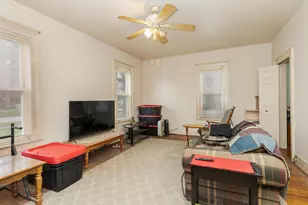 214 W Owsley St, Chenoa, IL 61726 - Photo 11