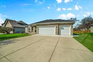 505 Cambridge Ln, Shorewood, IL 60404 - Photo 3