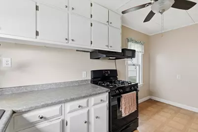 2202 46th Street, Moline, IL 61265 - Photo 11