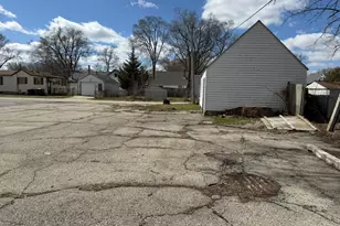 3207 Kishwaukee St, Rockford, IL 61109 - Photo 9