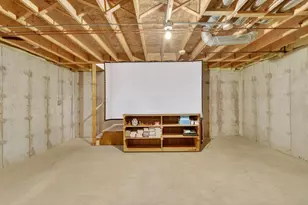 1919 Cloverdale Way, Belvidere, IL 61008 - Photo 29