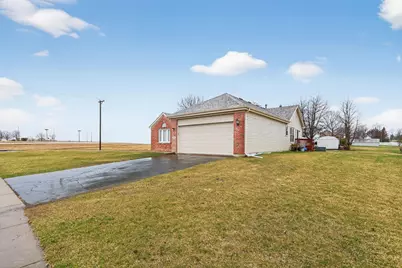 1919 Cloverdale Way, Belvidere, IL 61008 - Photo 3