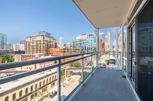 757 N Orleans St, Chicago, IL 60654 - Photo 19