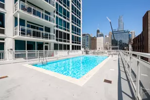 757 N Orleans St, Chicago, IL 60654 - Photo 23