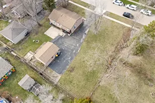 25 McCabe Dr, Streamwood, IL 60107 - Photo 29