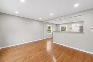 25 McCabe Dr, Streamwood, IL 60107 - Photo 11