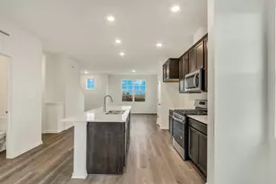 539 Yosemite Wy, Mundelein, IL 60060 - Photo 13