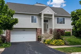 3381 Cameron Dr, Elgin, IL 60124 - Photo 3