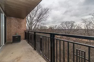 5900 Oakwood Dr, Lisle, IL 60532 - Photo 15