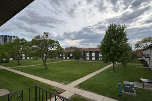 8816 N Western Ave, Des Plaines, IL 60016 - Photo 11