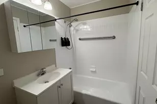 8816 N Western Ave, Des Plaines, IL 60016 - Photo 5
