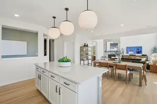 601 Redtop Wy, Bolingbrook, IL 60490 - Photo 5