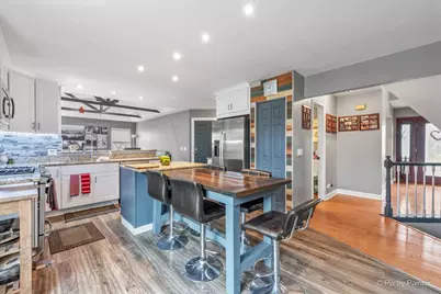 515 Surrey Ridge Drive, Cary, IL 60013 - Photo 15