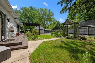 321 N 6th St, Geneva, IL 60134 - Photo 35