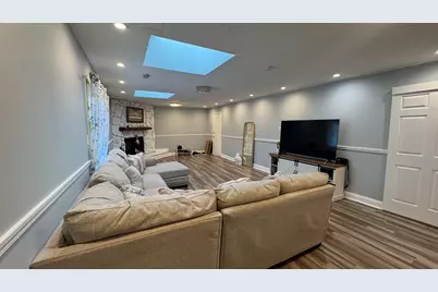 7700 W 83rd Street, Bridgeview, IL 60455 - Photo 5