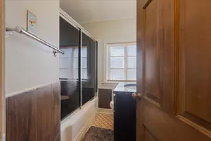 6956 N Kenton Ave, Lincolnwood, IL 60712 - Photo 27