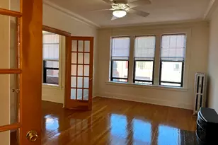 1130 W Pratt Blvd, Chicago, IL 60626 - Photo 3