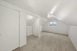 8719 Olympic Dr, Bridgeview, IL 60455 - Photo 13