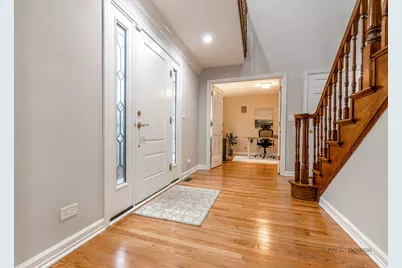 9 Devonshire Lane, Lincolnshire, IL 60069 - Photo 3