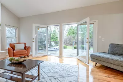 9 Devonshire Lane, Lincolnshire, IL 60069 - Photo 15