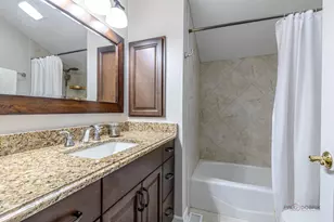 9 Devonshire Ln, Lincolnshire, IL 60069 - Photo 39