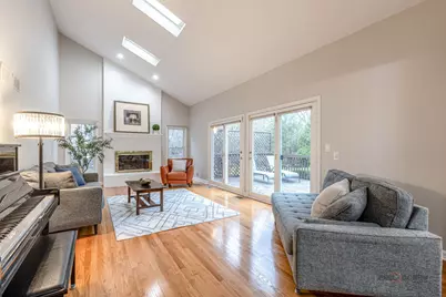 9 Devonshire Lane, Lincolnshire, IL 60069 - Photo 13