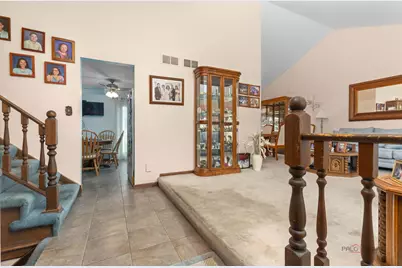 1124 N Anvil Court, Addison, IL 60101 - Photo 3