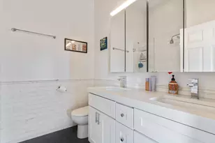 949 N Willard Ct, Chicago, IL 60642 - Photo 17