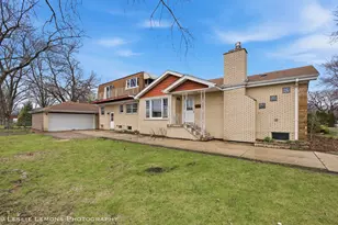 10544 S Karlov Ave, Oak Lawn, IL 60453 - Photo 3
