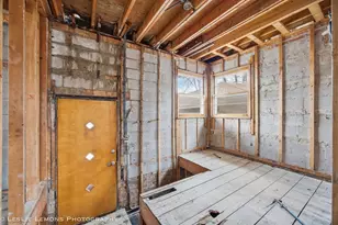 10544 S Karlov Ave, Oak Lawn, IL 60453 - Photo 17