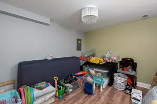 401 S Whispering Hills Dr, Naperville, IL 60540 - Photo 11