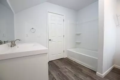 529 E McKenney Street, Dixon, IL 61021 - Photo 29