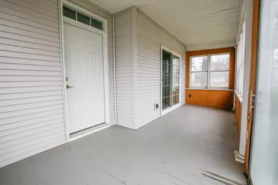 529 E McKenney Street, Dixon, IL 61021 - Photo 3